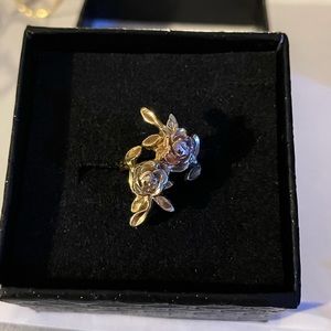 Estate 14 k tri-colored gold flower ring 💍